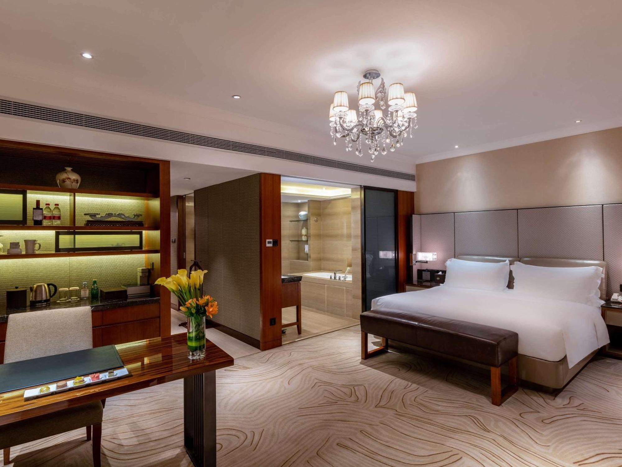 Sofitel Hangzhou Westlake - Few Steps To West Lake, With Panoramic Lake View Terrace Buitenkant foto