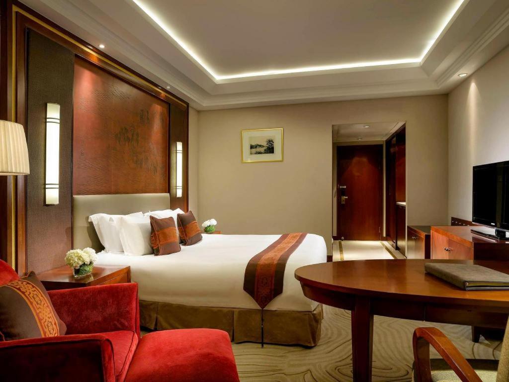 Sofitel Hangzhou Westlake - Few Steps To West Lake, With Panoramic Lake View Terrace Buitenkant foto